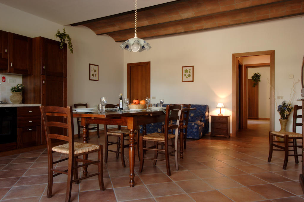 Agriturismo Quattro Pini Villa Castagneto Carducci Kamer foto